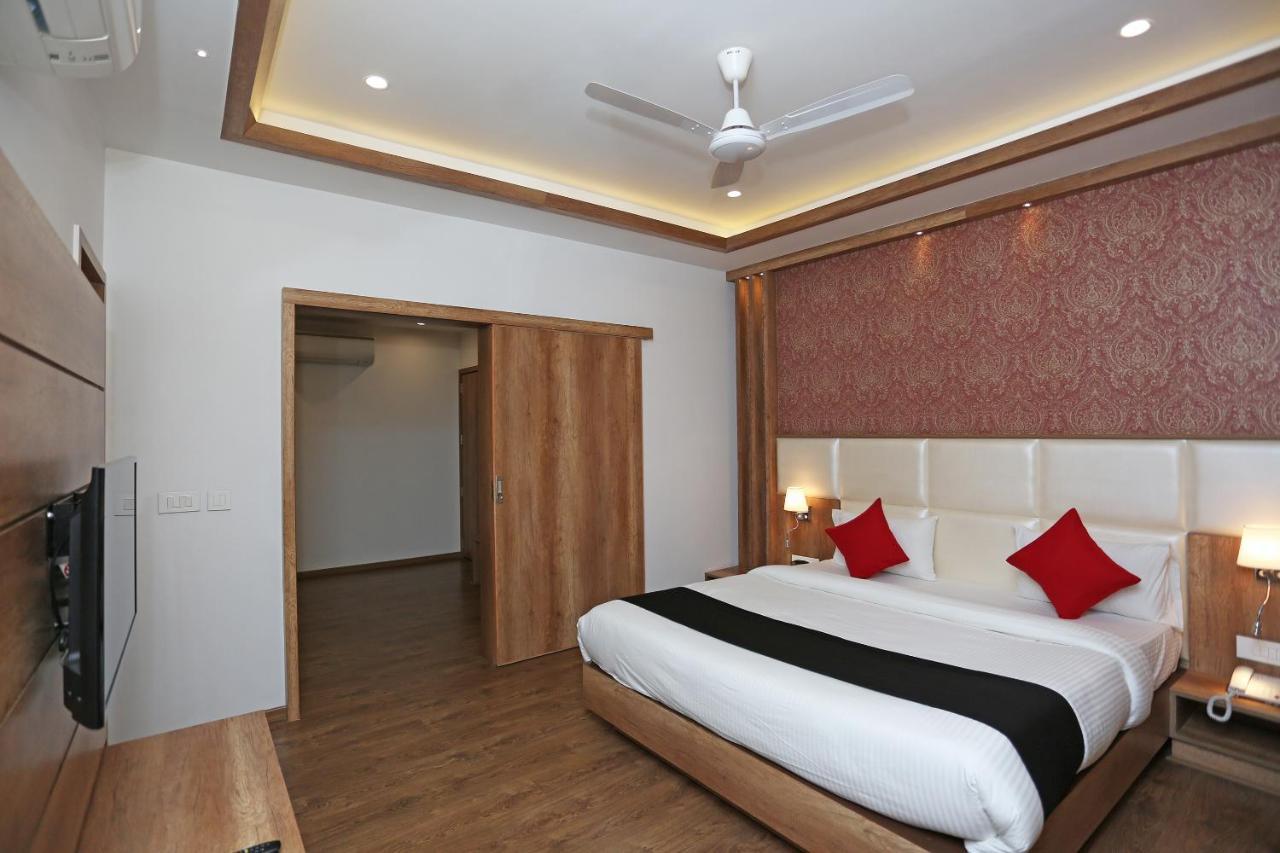 Hotel Yelchiko Varanasi Exterior photo
